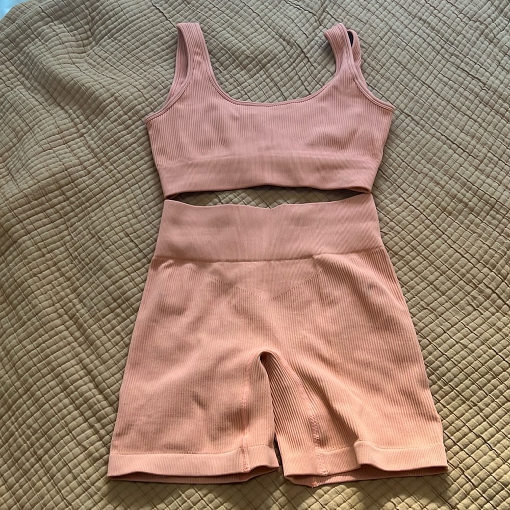 Peach biker short / matching top/ stretchy and comfy